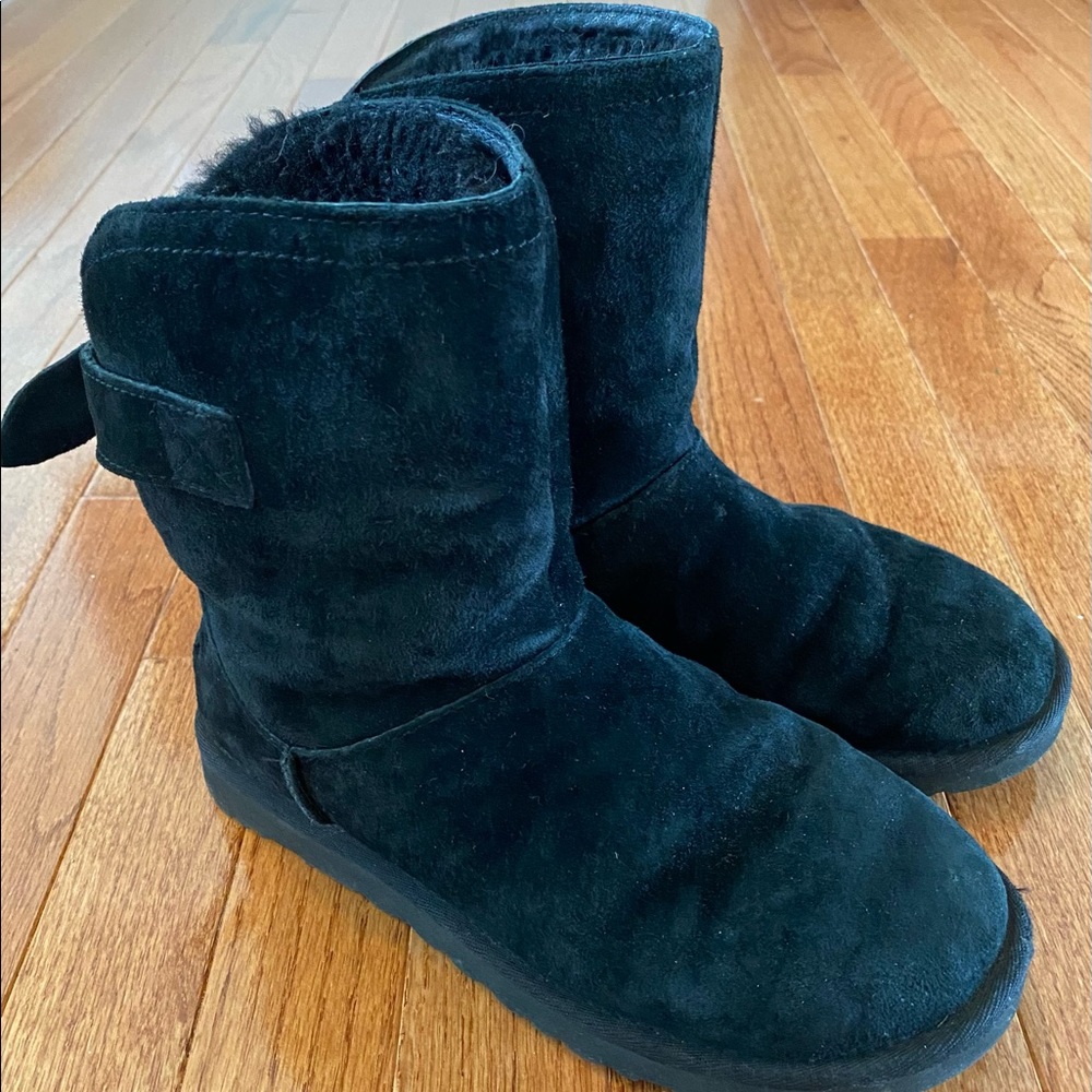 UGG Australia Black Remora Buckle Boots Size 6